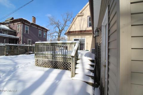 410 Maple St, Big Rapids, MI 49307 photo 71