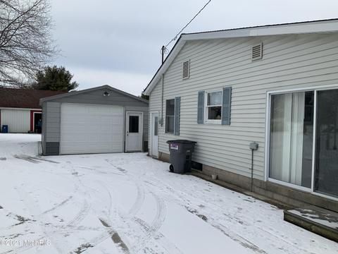 3417 E 128th St, Grant, MI 49327 photo 3
