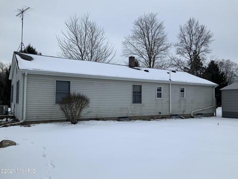 3417 E 128th St, Grant, MI 49327 photo 5