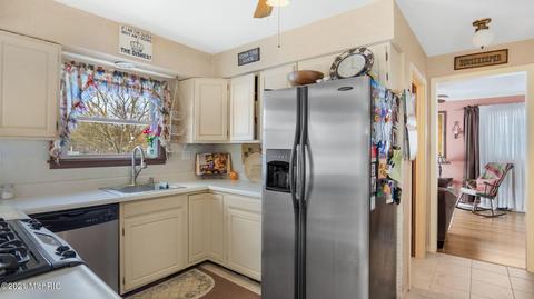 4220 W Stanton Rd, Stanton, MI 48888 photo 8