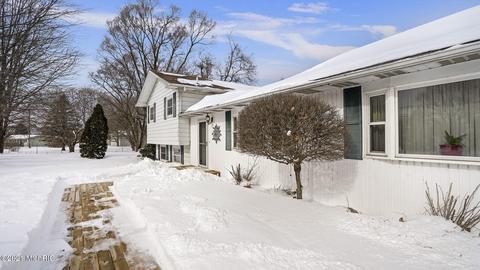 4220 W Stanton Rd, Stanton, MI 48888 photo 33
