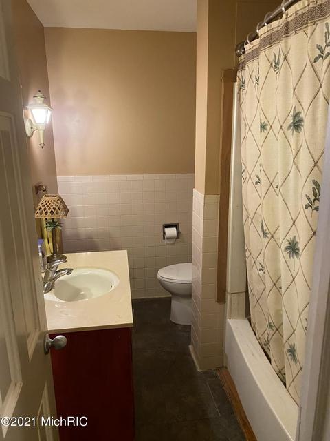 504 E Sectionline Rd, Ashley, MI 48806 photo 14
