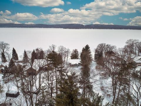 6975 Deadstream Rd, Honor, MI 49640 photo 58