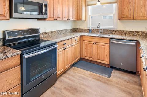 6975 Deadstream Rd, Honor, MI 49640 photo 23