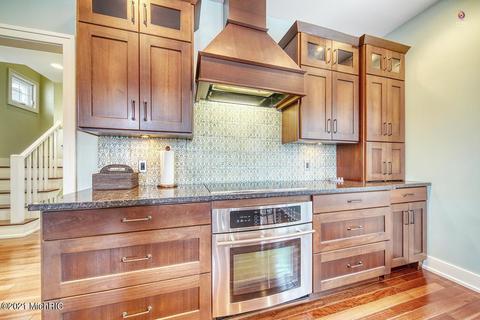 278 Crest St, Douglas, MI 49406 photo 10