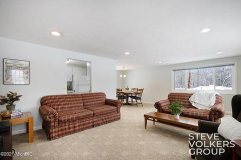 13111 Englewright Dr, Sand Lake, MI 49343 photo 10