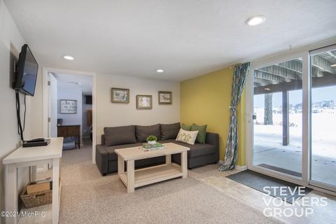 13111 Englewright Dr, Sand Lake, MI 49343 photo 19
