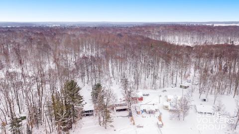 13111 Englewright Dr, Sand Lake, MI 49343 photo 41