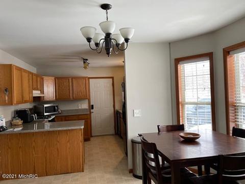 567 Lake St, Baldwin, MI 49304 photo 7