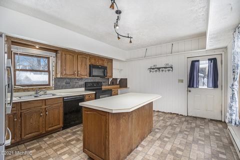 245 W Dibble St, Marcellus, MI 49067 photo 12