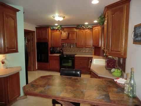 296 E Girard Rd, Coldwater, MI 49036 photo 3