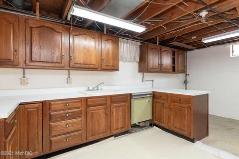 7014 Angling Rd, Portage, MI 49024 photo 24