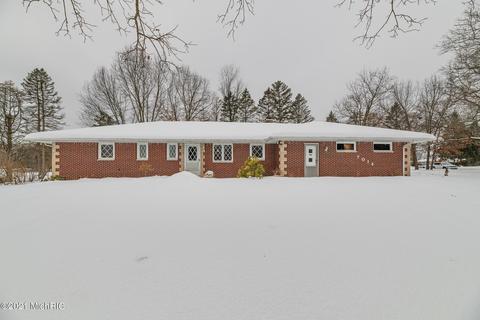 7014 Angling Rd, Portage, MI 49024 photo 1