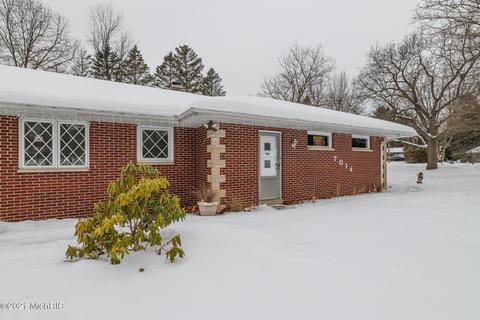 7014 Angling Rd, Portage, MI 49024 photo 3