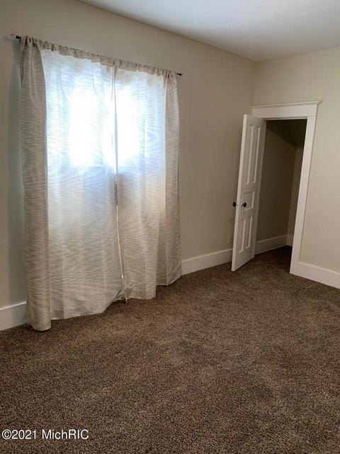 503 S Broas St, Belding, MI 48809 photo 18