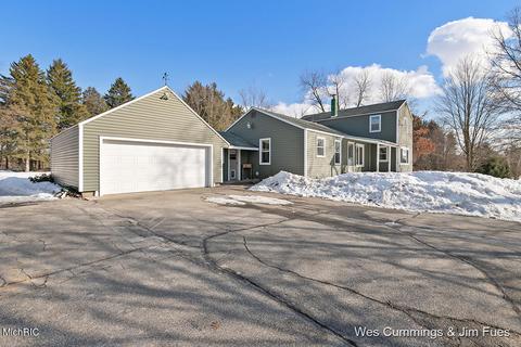 5544 Whites Bridge Rd, Belding, MI 48809 photo 3