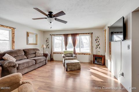 5544 Whites Bridge Rd, Belding, MI 48809 photo 4