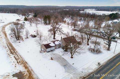 5912 Whites Bridge Rd, Belding, MI 48809 photo 24