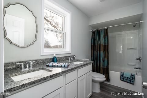 5912 Whites Bridge Rd, Belding, MI 48809 photo 20