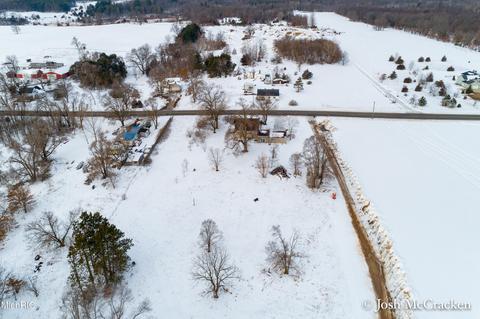 5912 Whites Bridge Rd, Belding, MI 48809 photo 25