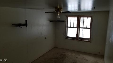 2975 Keith Rd, Brethren, MI 49619 photo 9