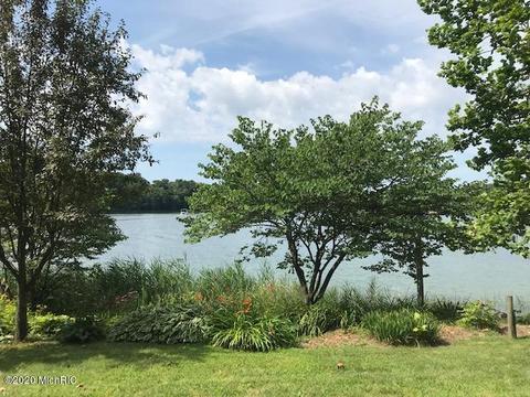628 Stoney Point Dr, Bronson, MI 49028 photo 22