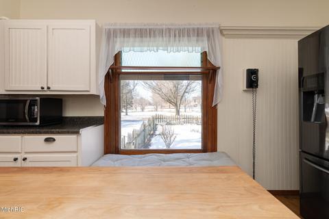 1104 E Hoffman St, Three Rivers, MI 49093 photo 27
