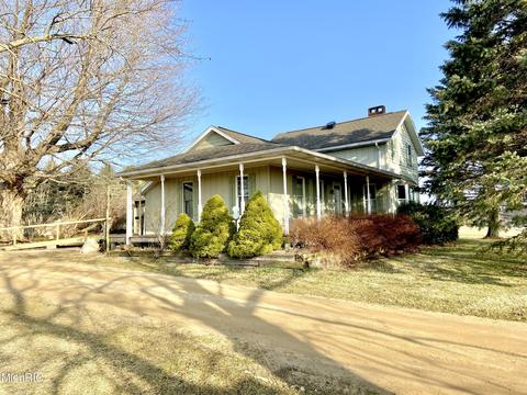 28598 68th St, Covert, MI 49043 photo 1