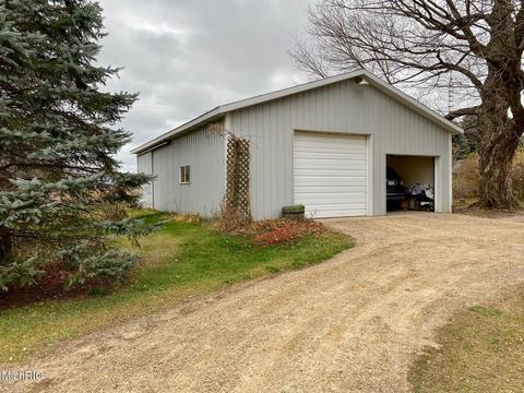 28598 68th St, Covert, MI 49043 photo 11