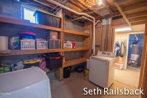 499 E Gardner St, Sparta, MI 49345 photo 31