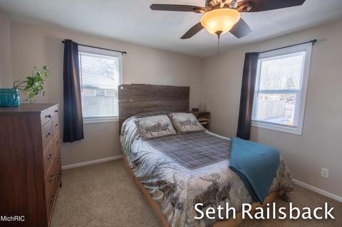 499 E Gardner St, Sparta, MI 49345 photo 10