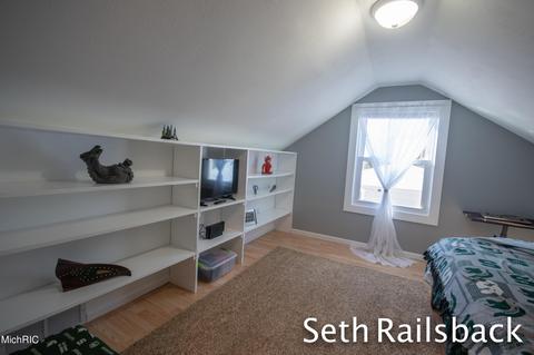 499 E Gardner St, Sparta, MI 49345 photo 17