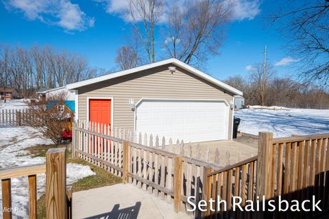 499 E Gardner St, Sparta, MI 49345 photo 36