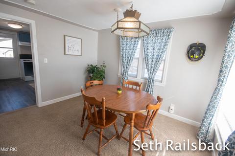 499 E Gardner St, Sparta, MI 49345 photo 5