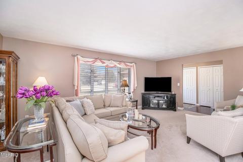 52183 Nancy Ln, Three Rivers, MI 49093 photo 4
