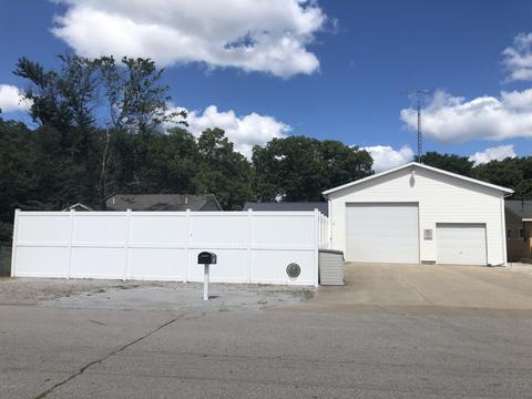 705 Riverview Ct, Whitehall, MI 49461 photo 2