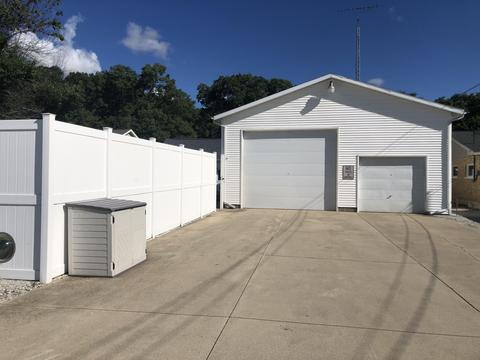705 Riverview Ct, Whitehall, MI 49461 photo 3