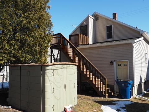 512 Ramsdell St, Manistee, MI 49660 photo 10