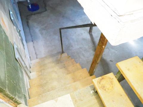 512 Ramsdell St, Manistee, MI 49660 photo 33