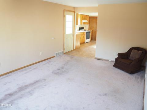512 Ramsdell St, Manistee, MI 49660 photo 5