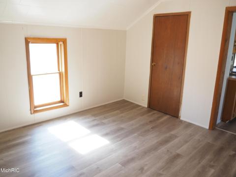 512 Ramsdell St, Manistee, MI 49660 photo 44