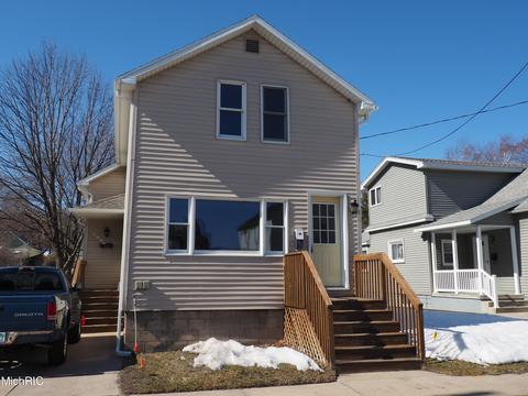 512 Ramsdell St, Manistee, MI 49660 photo 7