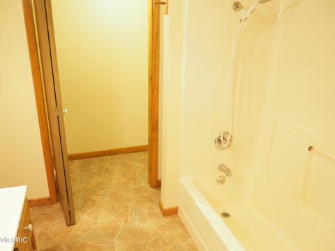 512 Ramsdell St, Manistee, MI 49660 photo 18