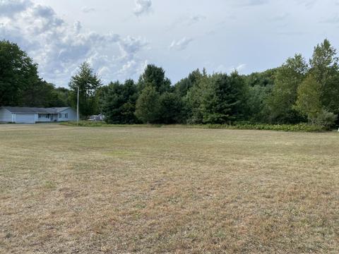 17429 4th St, Arcadia, MI 49613 photo 6