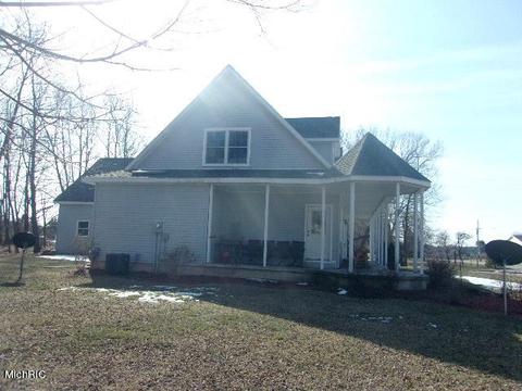825 Cherry St, Manistee, MI 49660 photo 54