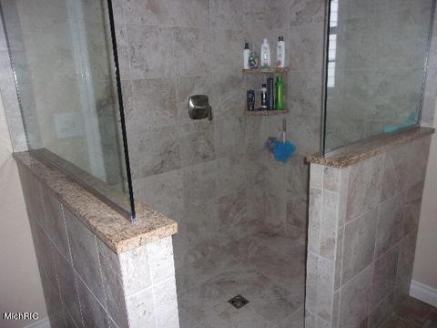 825 Cherry St, Manistee, MI 49660 photo 24