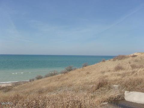 825 Cherry St, Manistee, MI 49660 photo 44