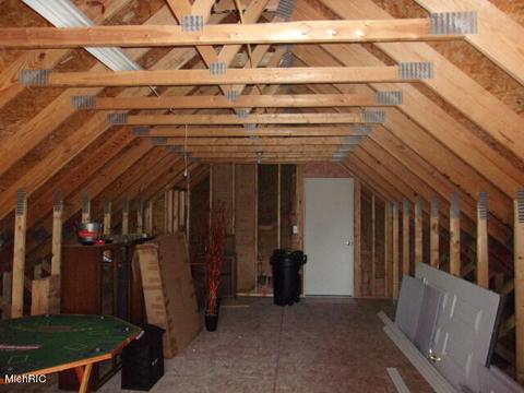 825 Cherry St, Manistee, MI 49660 photo 39