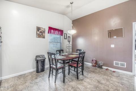 410 Ridgeline Rd, Springfield, MI 49037 photo 7