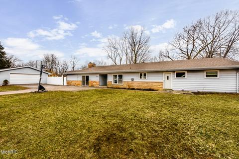 4365 E River Rd, Buchanan, MI 49107 photo 2